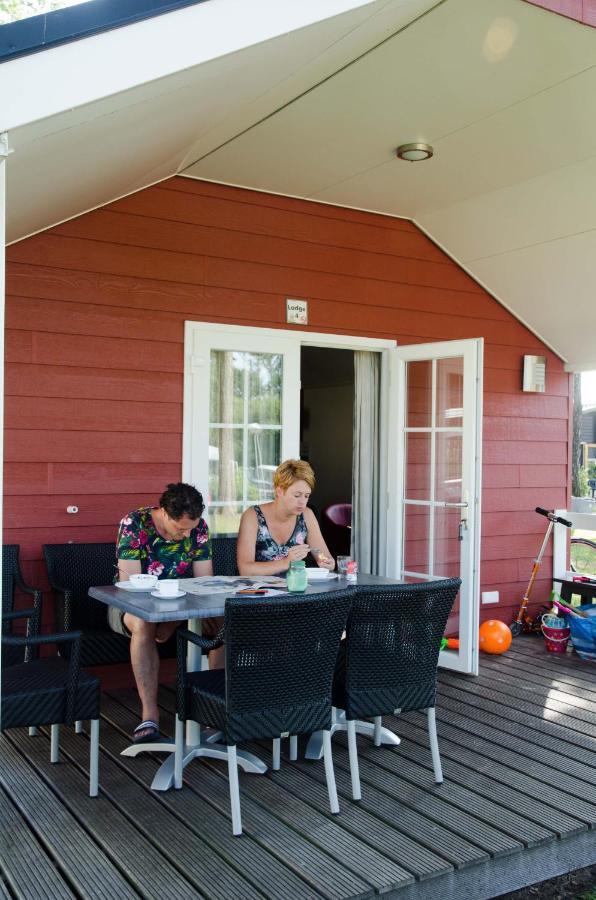 Lodge 6 Personen Camping De Molenhof Reutum Kültér fotó