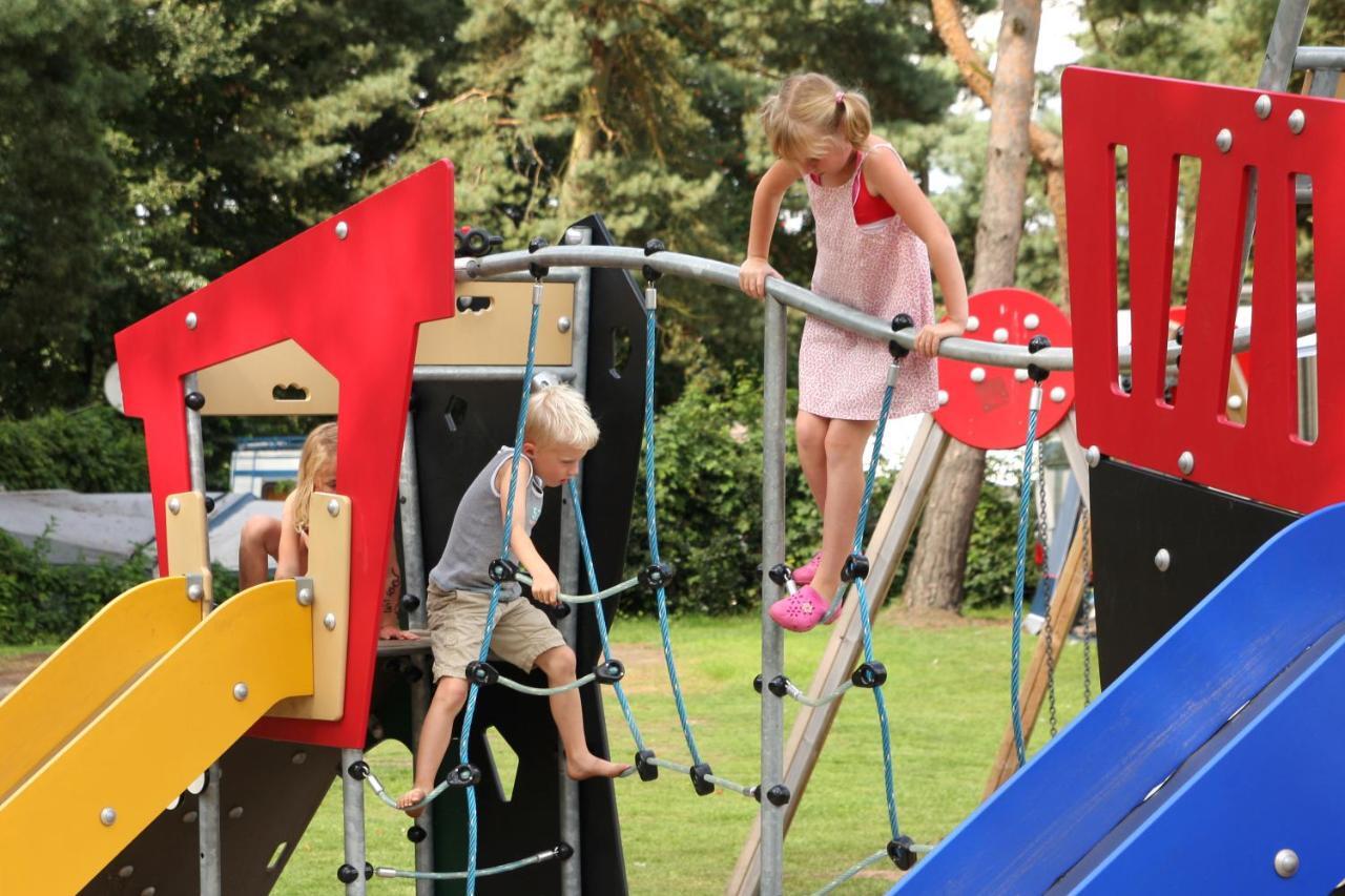 Lodge 6 Personen Camping De Molenhof Reutum Kültér fotó